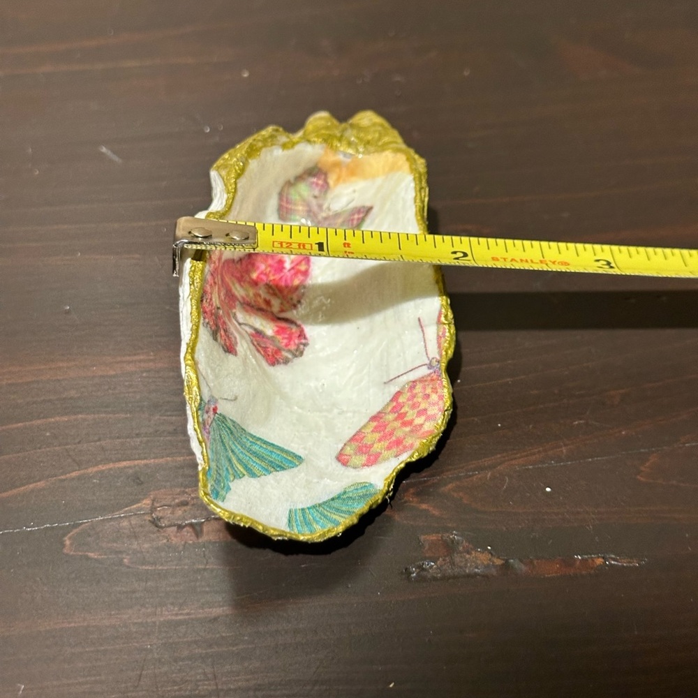 Handmade decoupage catch all shells in Mackenzie Childs patterns. - Picture 4 of 11